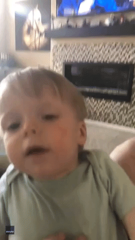 Toddler Refuses to Say 'Dada' Despite Dad's Repeated Pleas