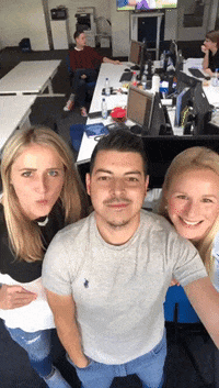 PZ-news fun laugh office buro GIF