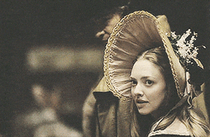 amanda seyfried GIF