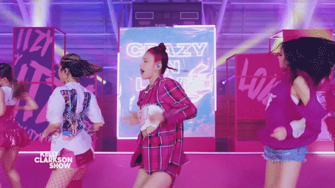 Itzy GIF by The Kelly Clarkson Show