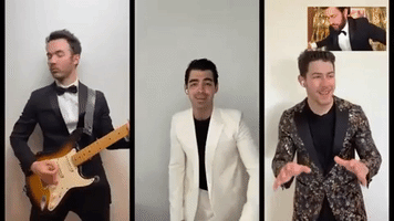 SGN - Jonas Brothers Perform at SGN Prom