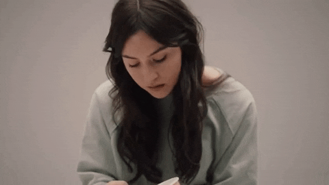 louiswong90e4 giphygifmaker ice cream gracie abrams GIF