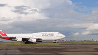 Qantas Boeing 747 Leaves Sydney on Farewell Flight