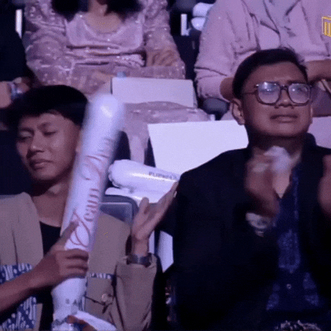 Catriona Gray Keket GIF