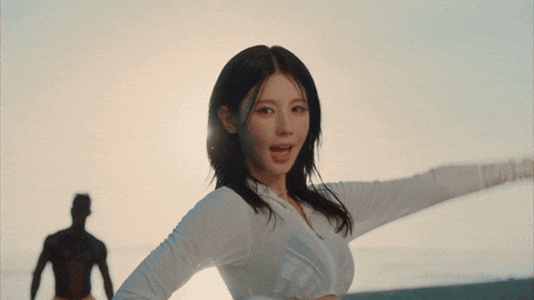 addamakpop giphyupload dance beach gidle GIF