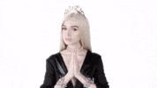 Lechu312 life queen poppy GIF