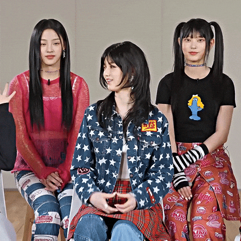 Helmets kpop heart k-pop idol GIF