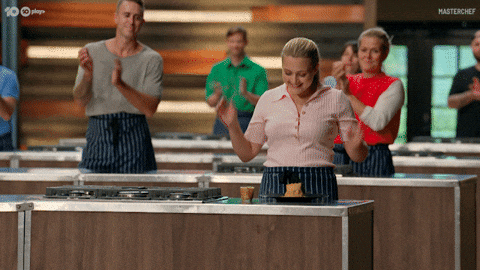Picking Up GIF by MasterChefAU