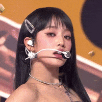 ch0m1yeonn kpop side eye gidle idle GIF