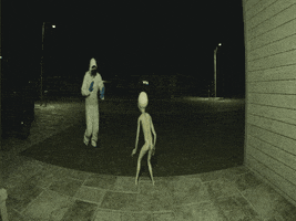 Bpiskorik alien kick aliens groin GIF