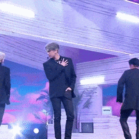 Ikon Chan GIF