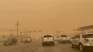 Dust Storm Creates Dangerous Travel Conditions in West Texas