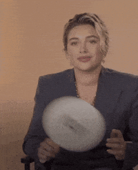 Florence Pugh GIF