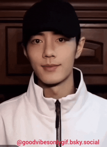 marifanaccount  GIF