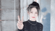 K Pop V GIF