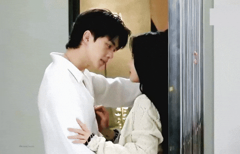 Song Kang Mi Demonio GIF