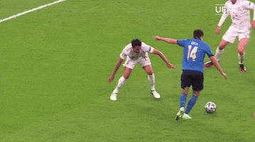 Federico Chiesa Curls One In!
