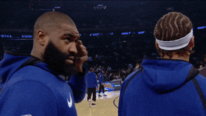 giphy.gif
