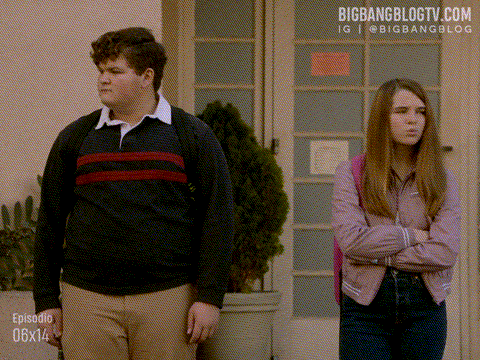 camelotpe giphyupload young sheldon joven sheldon GIF