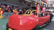 Ronald Mcdonald Nbc GIF by The 94th Annual Macy’s Thanksgiving Day Parade