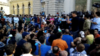 Budapest's Keleti Station Shuts Down as Migrants Try to Board Train