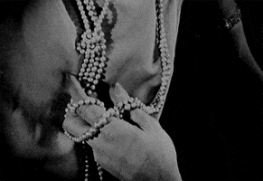 georg wilhelm pabst pearls GIF by Maudit