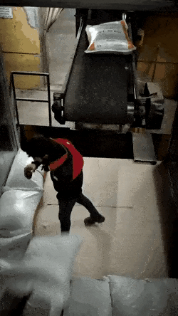 incorretos giphyupload cafe trabalho beber GIF