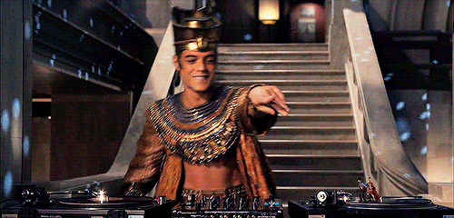 rami malek GIF