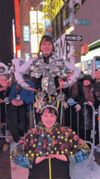 DinomiteTwins twins new years new year party dinomitetwins GIF