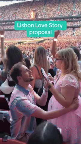 Woman Proposed to at Taylor Swift Concert While Livestreaming