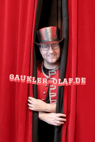 gauklerolaf_feuerkunst theater rot olaf jester GIF