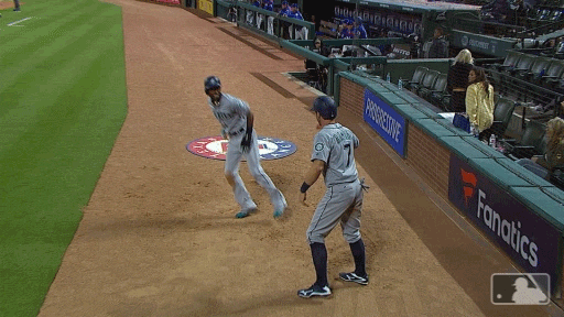 gordon dee GIF by MLB