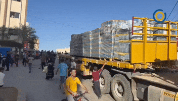 Trucks Carrying Water Arrive at Southern Gaza Hospital