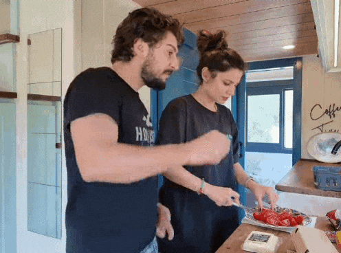 selenileoguz giphyupload medya selen ile oğuz oğuz çelebi GIF
