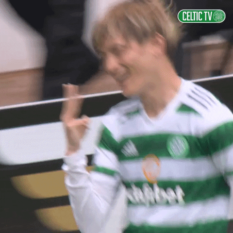 Celebration Japan GIF by Celtic Football Club