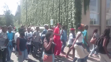 Protesters March Through Witwatersrand University to Call For Free Education