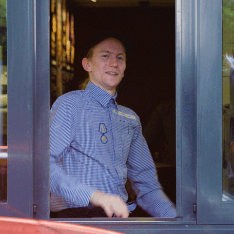 moderatie GIF by McDonald's Nederland