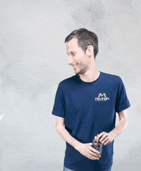 Check Robbie GIF by moving-in