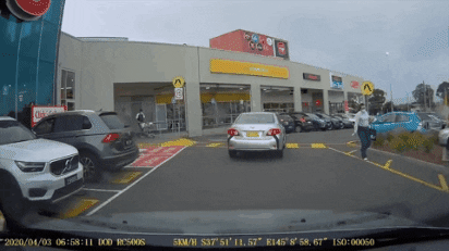 Yegee giphygifmaker giphygifmakermobile wind takes receipt from cart and puts it right back GIF