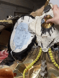 Performance Walking Bread GIF by Alex Boya