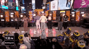 Nyre GIF by New Year's Rockin' Eve