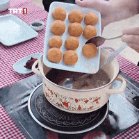 Chef Cooking GIF by TRT