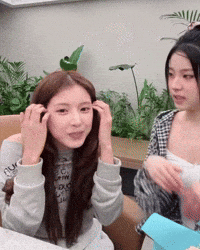 Nmixx GIF