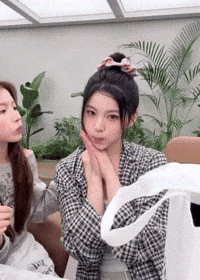 Nmixx GIF