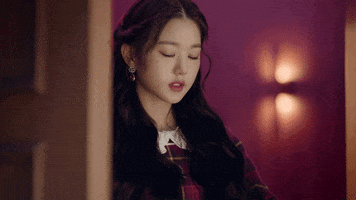 Izone Wonyoung GIF by KPopSource