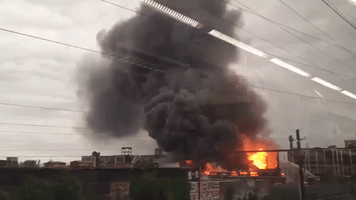 Commuters Capture Warehouse Blaze in North Philadelphia From Train
