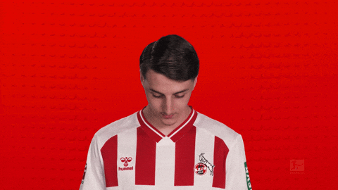 Football Look Up GIF by Bundesliga