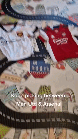 Father Distraught as Son Picks Arsenal Jersey Over Manchester United