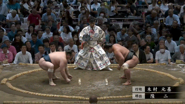 TZ85 giphyupload sumo 2023 aki basho myogiryu GIF
