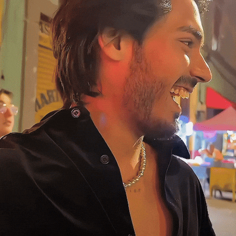 _heartless_2005 wow trending giphycreatortest roadies GIF